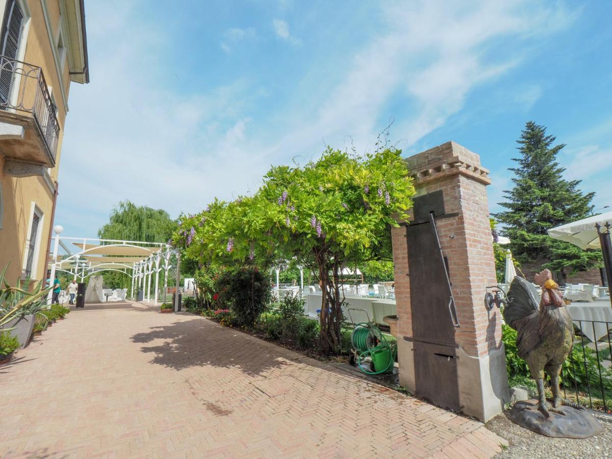 Hotel Villa Costanza Понтенуре Экстерьер фото