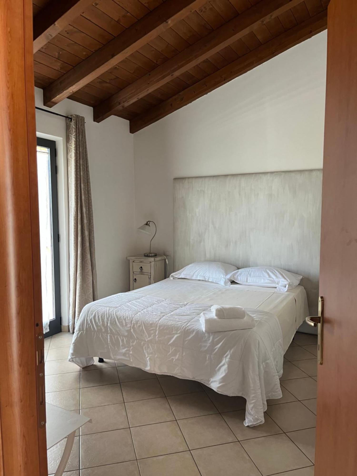 Hotel Villa Costanza Понтенуре Экстерьер фото